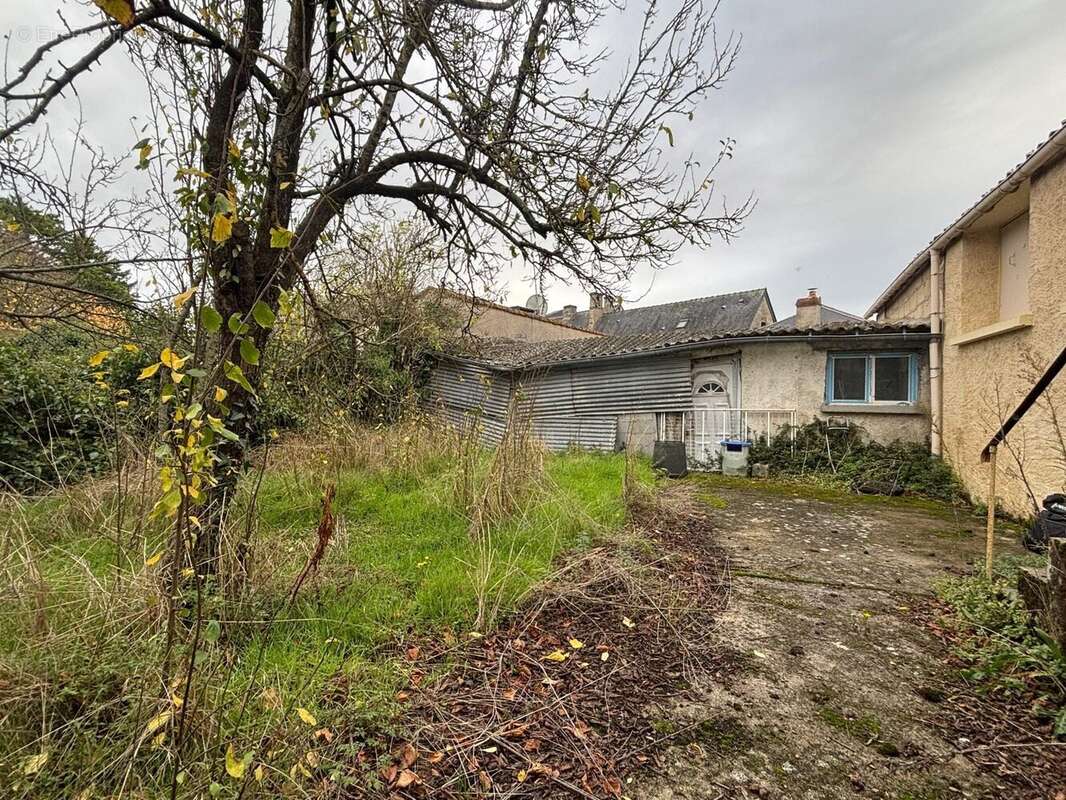 Appartement à DOUE-LA-FONTAINE