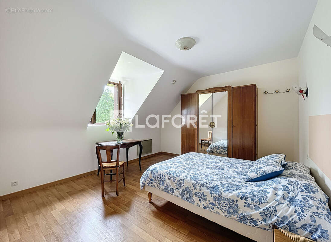 Maison Plelan Le Grand 7 pièce(s) 242 m2 - photo 5