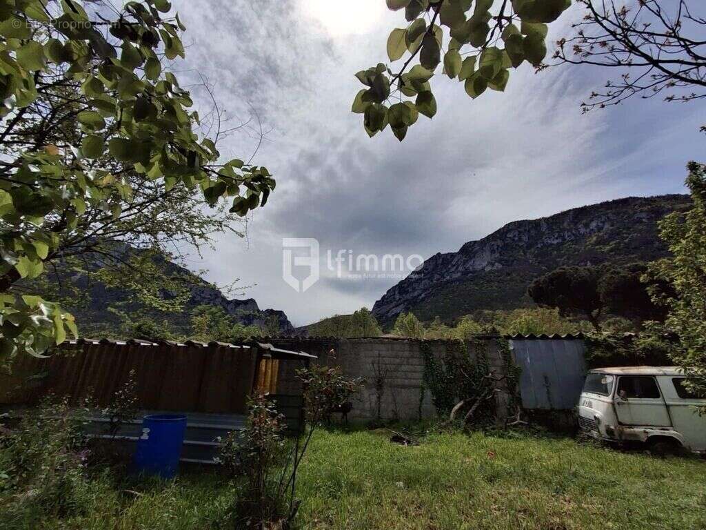 Maison à BELVIANES-ET-CAVIRAC