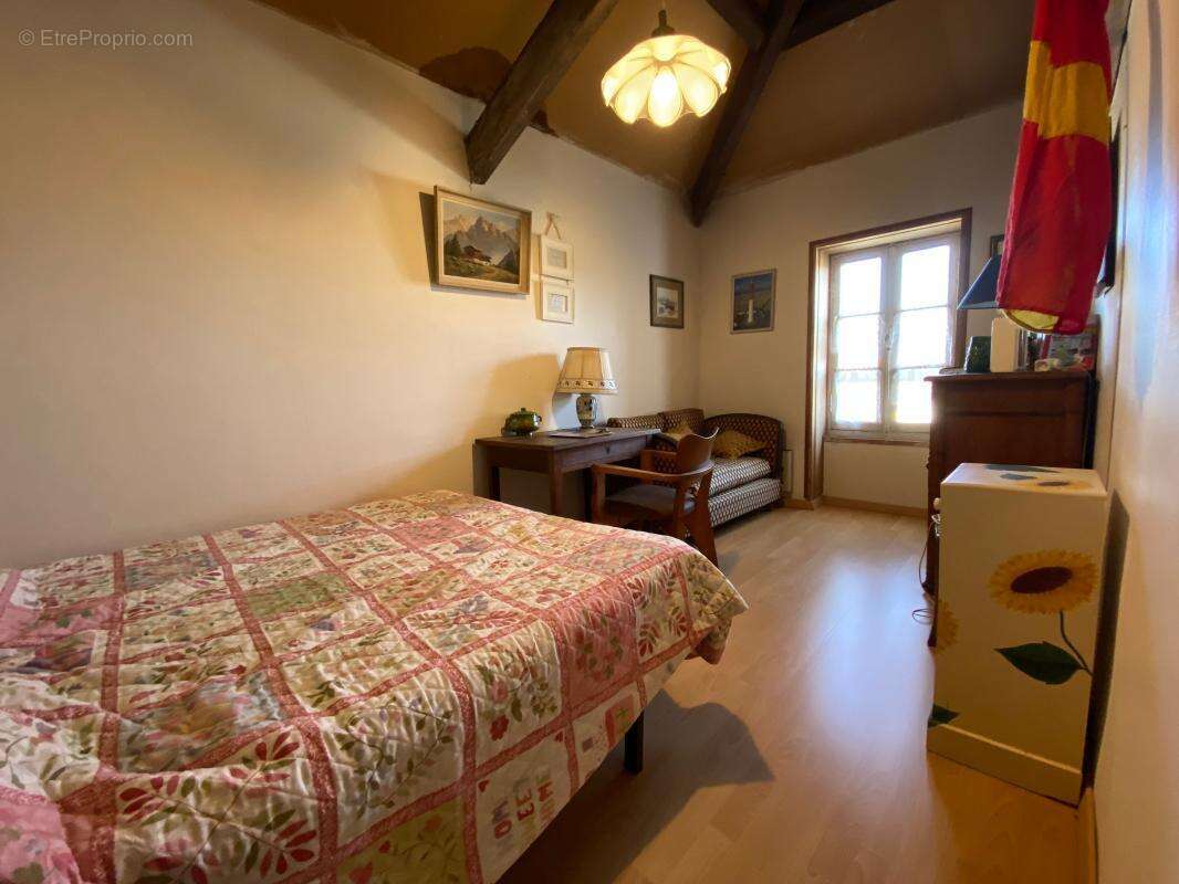 Maison à LES MATHES