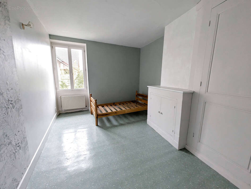 Maison à VARCES-ALLIERES-ET-RISSET