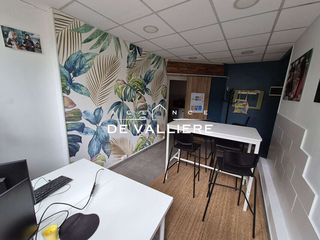 Commerce à NANTERRE