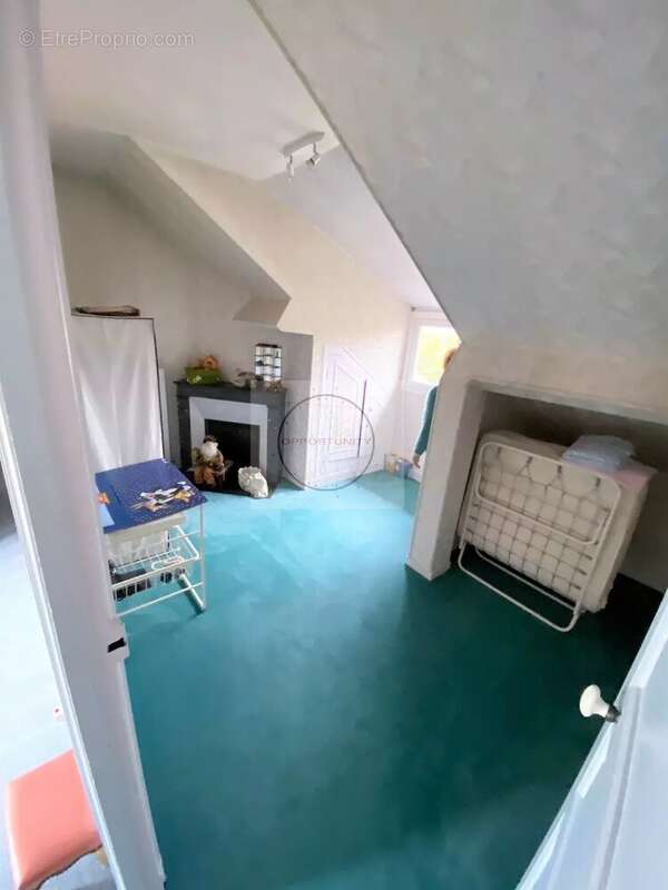 Propriete bourgeoise sur 1350 m² de terrain - photo 13