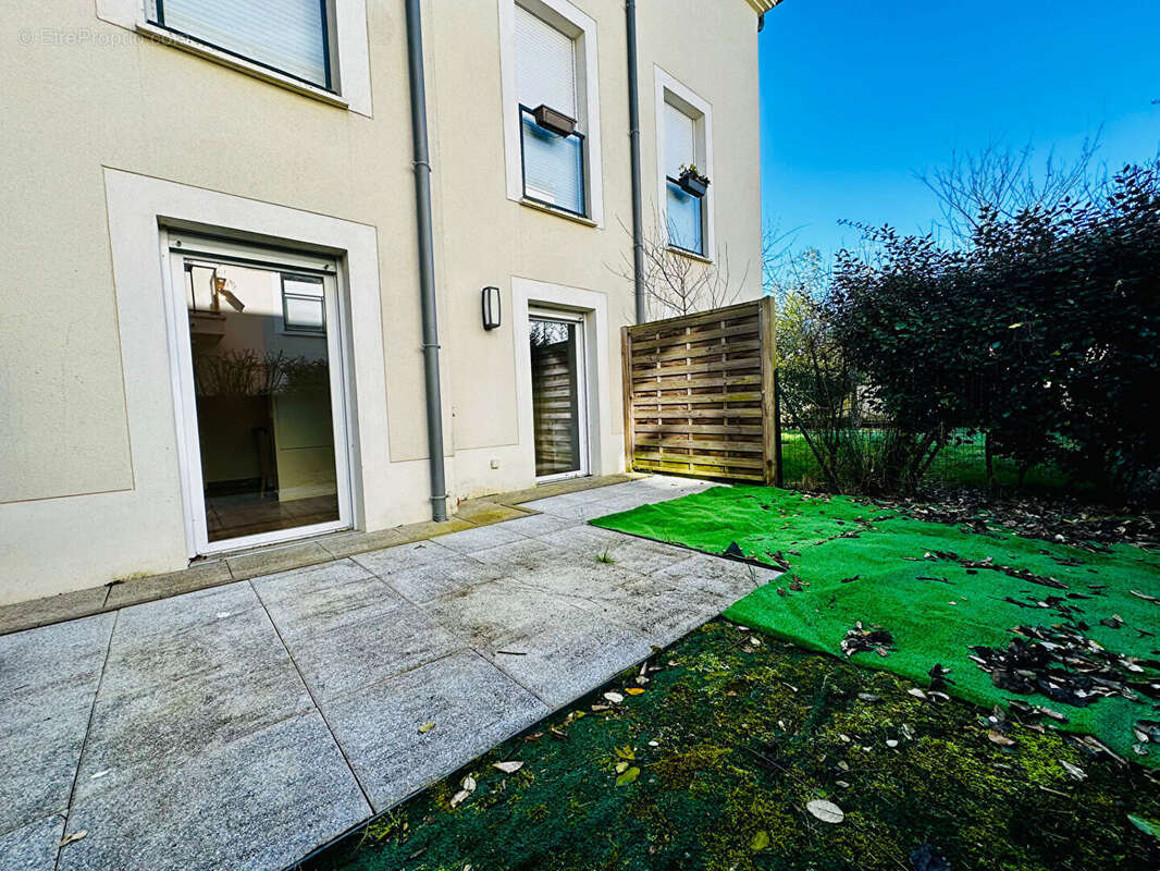 Appartement à OZOIR-LA-FERRIERE