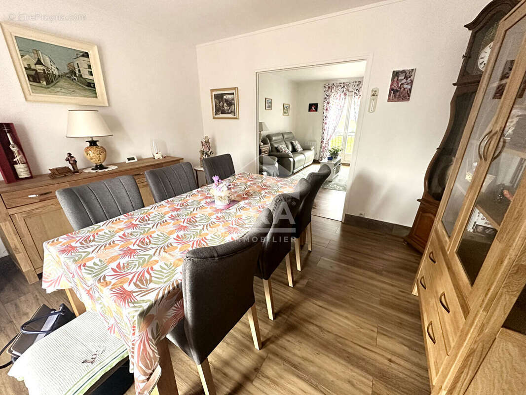 Maison à VARENNES-SUR-SEINE