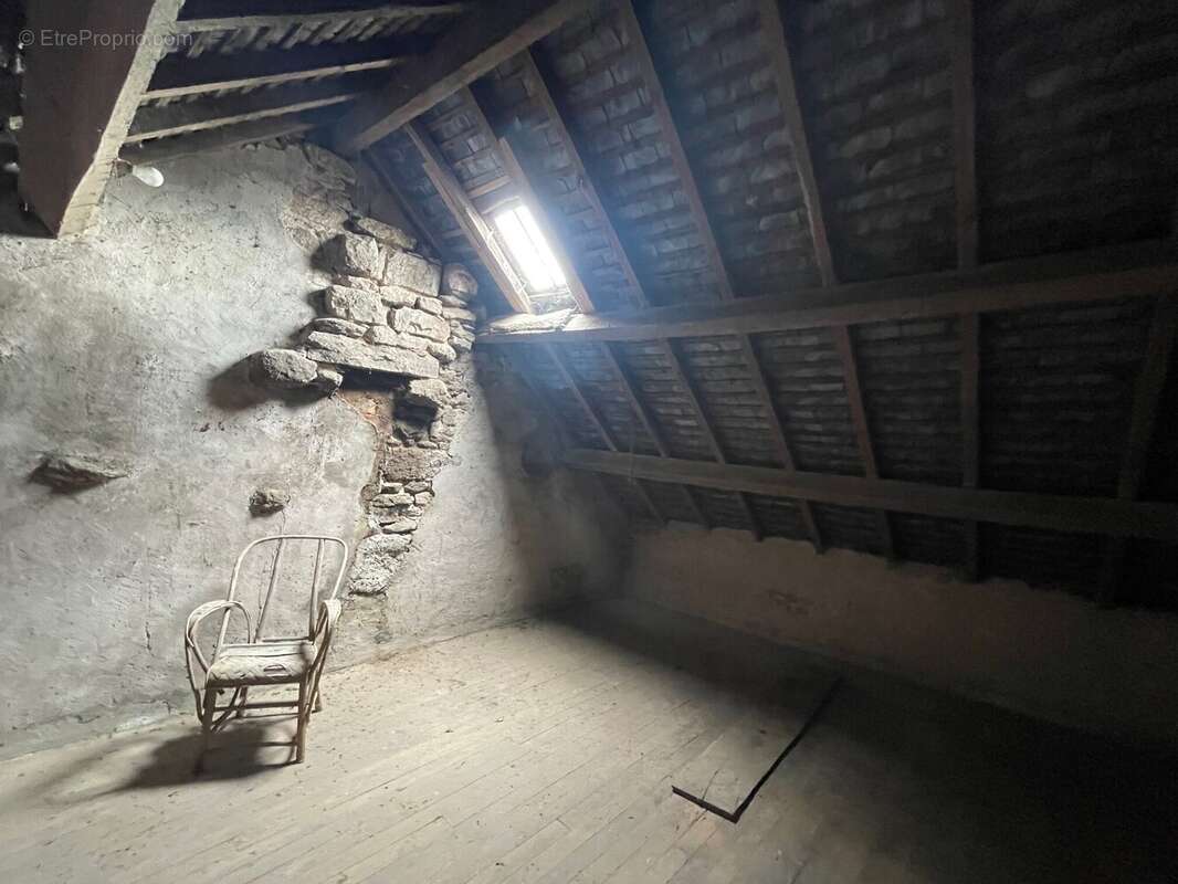 Maison à FAUX-LA-MONTAGNE