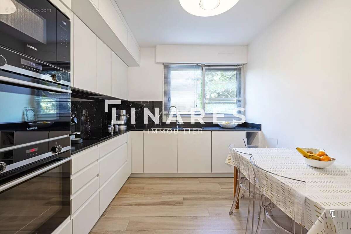 Appartement à MARSEILLE-9E