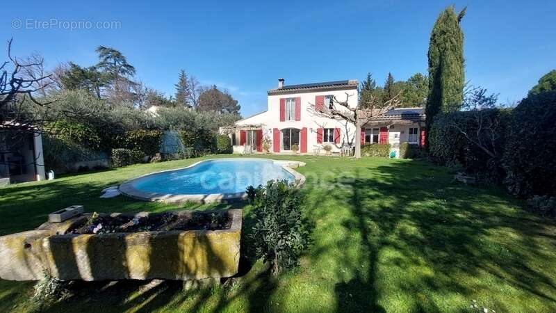 Maison à CABANNES