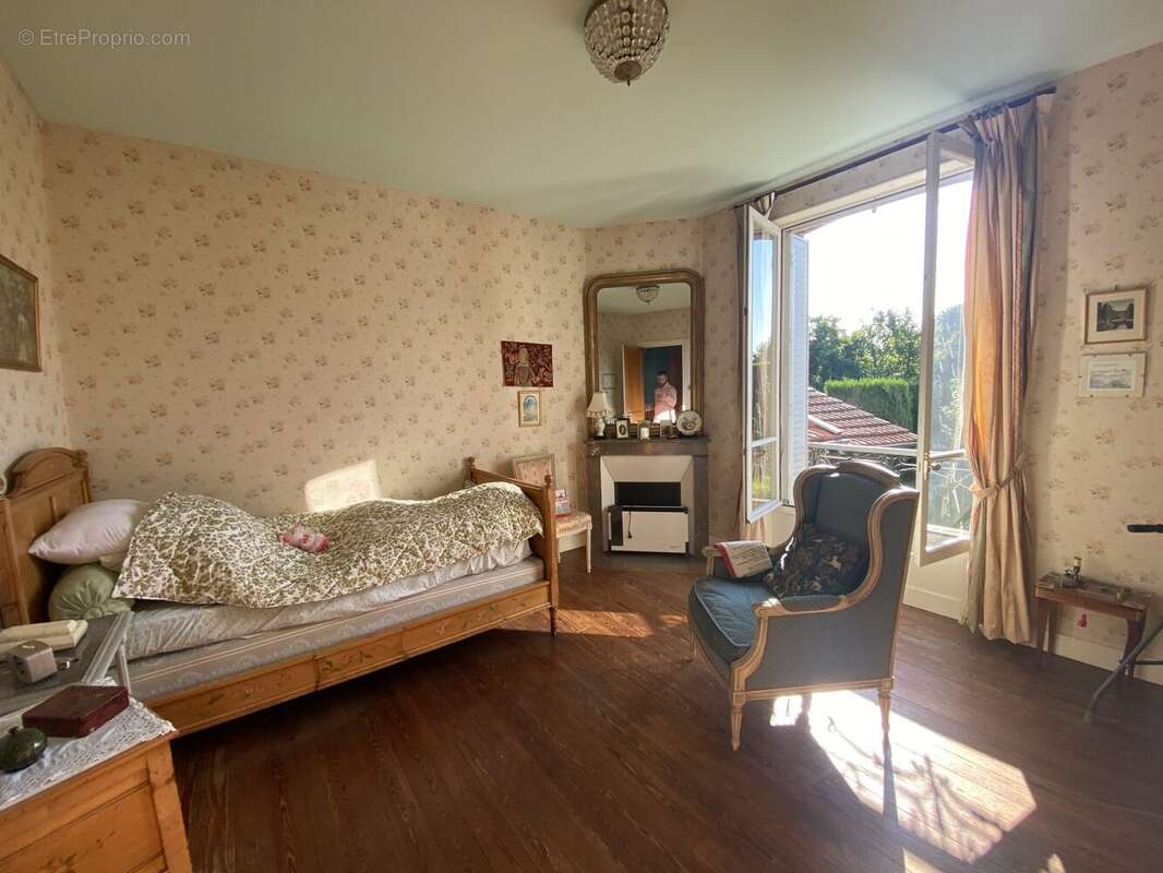 Maison à BELLEGARDE