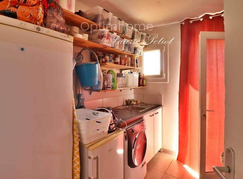 Maison à SAINT-THOMAS-DE-CONAC