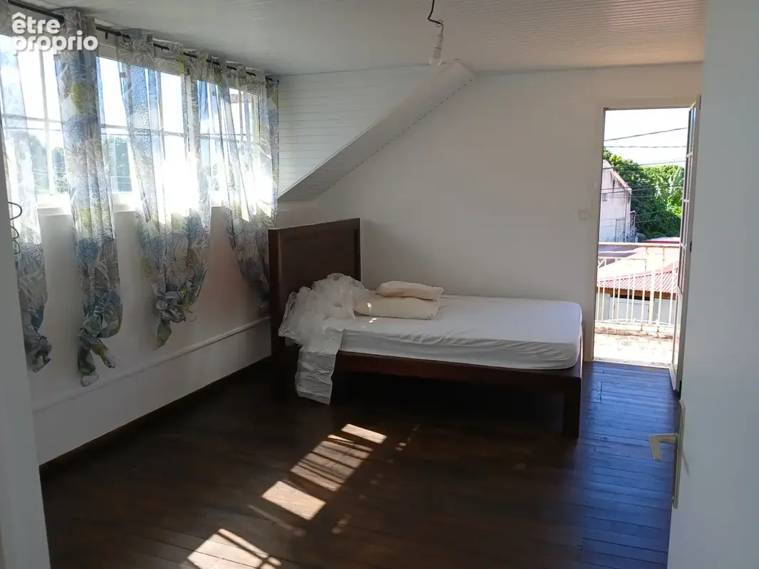 Maison de caractère sur deux niveaux   Saint-Claude - photo 18