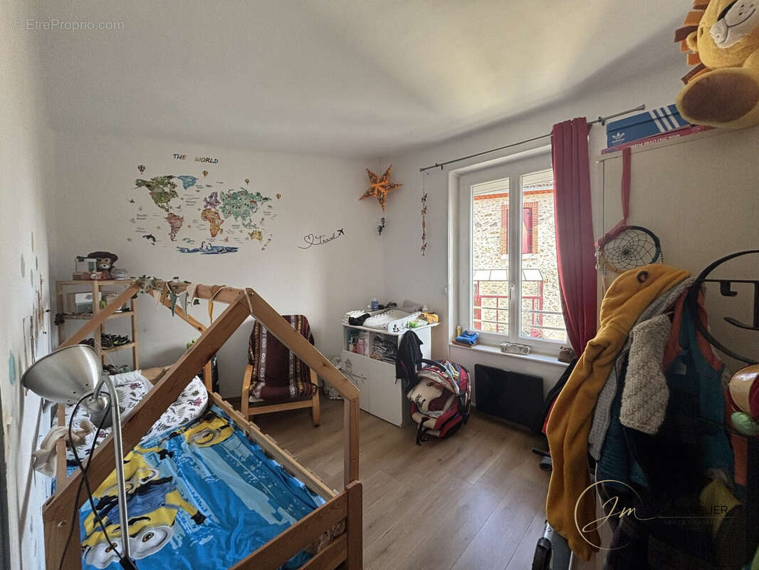 Appartement à GANGES