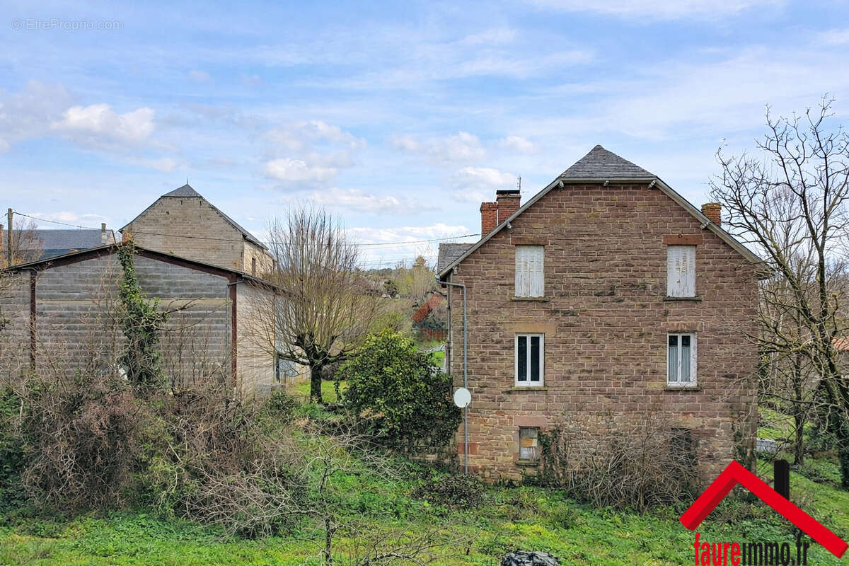 Maison à COSNAC