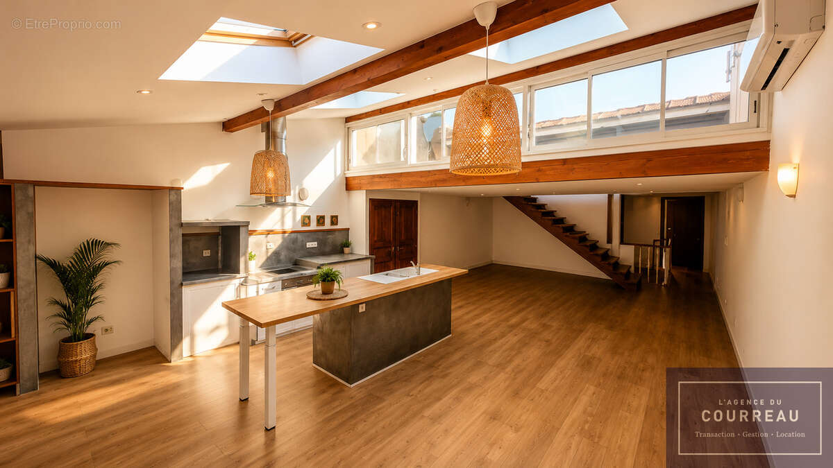 Fabrègues   Superbe maison vigneronne de 280 m2 avec jardin - photo 2