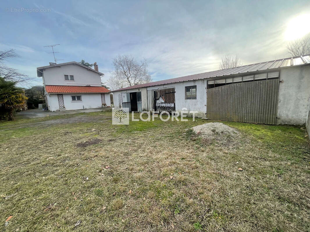 Maison à SAINT-MARTIN-D'OYDES