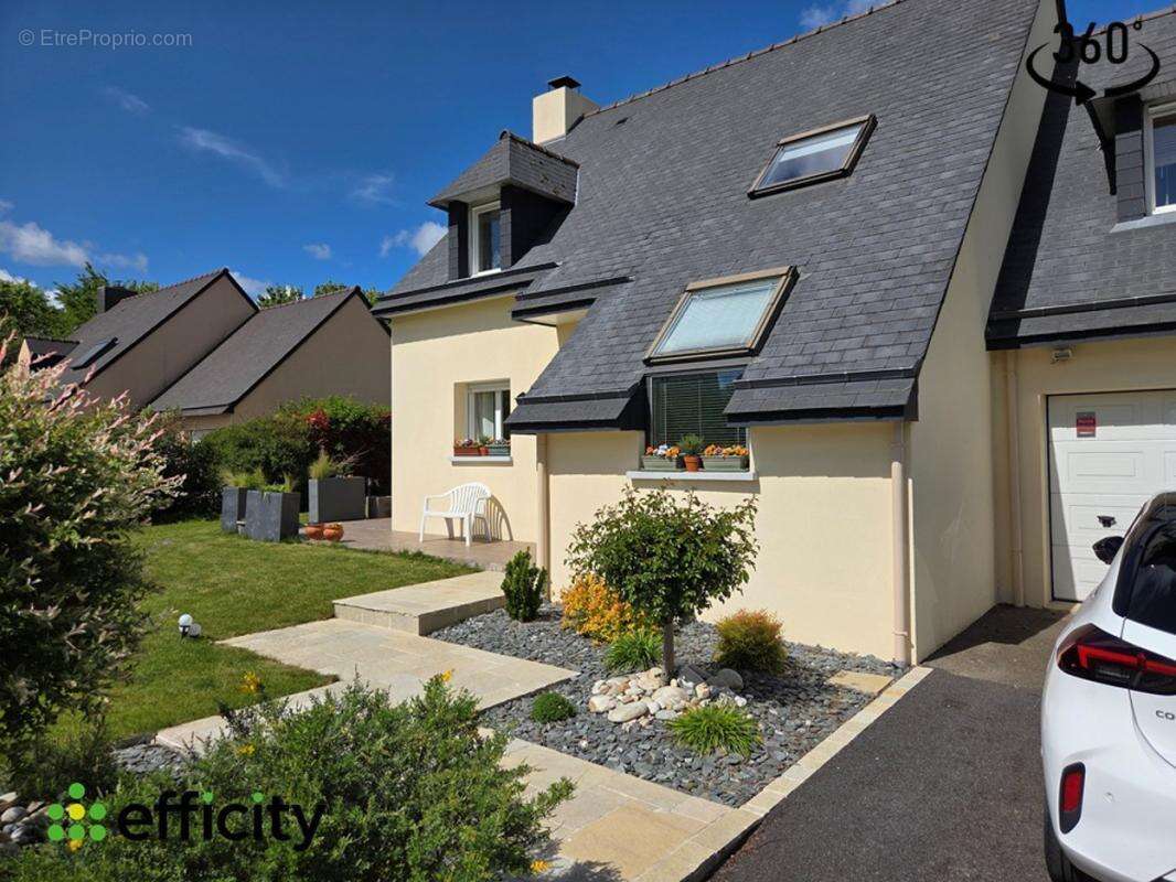 Maison à PLEUMELEUC