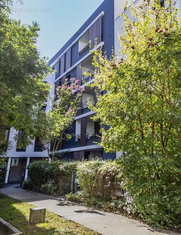 Appartement à LYON-9E