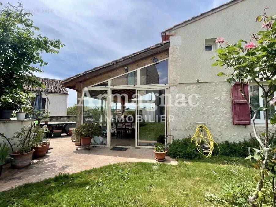 Maison à VALENCE-SUR-BAISE