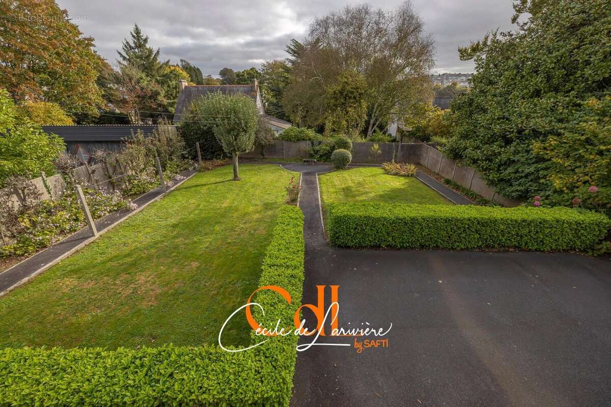 Photo 9 - Maison à LANDIVISIAU