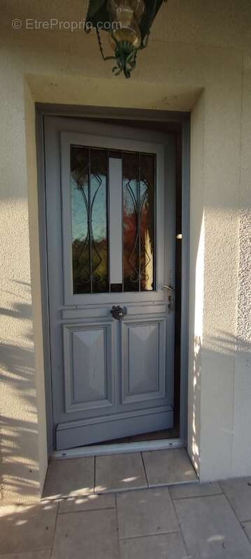 Maison à MAUZAC-ET-GRAND-CASTANG