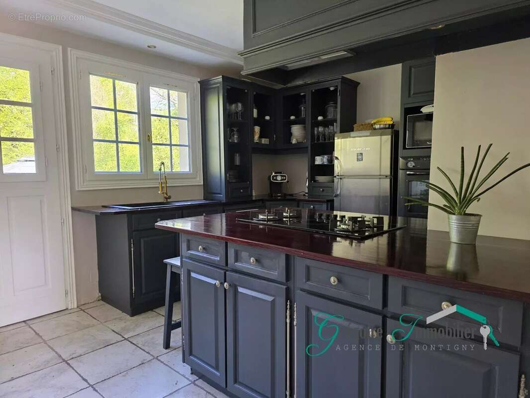 Maison à MONTIGNY-SUR-LOING