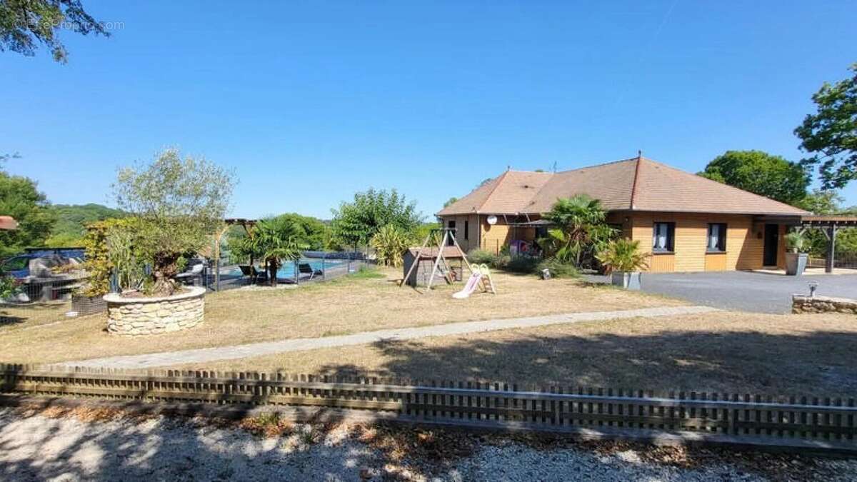 Maison à LABASTIDE-MURAT