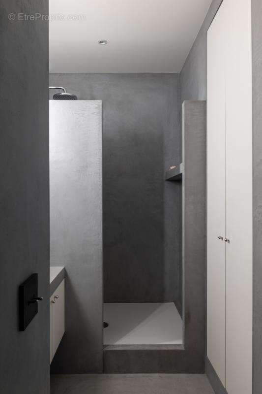 Appartement à PARIS-2E