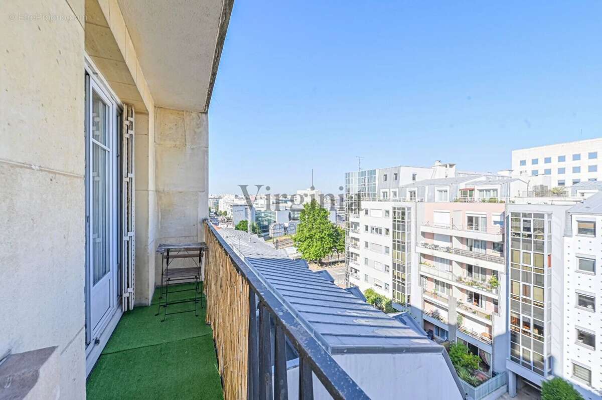 Appartement à CHARENTON-LE-PONT