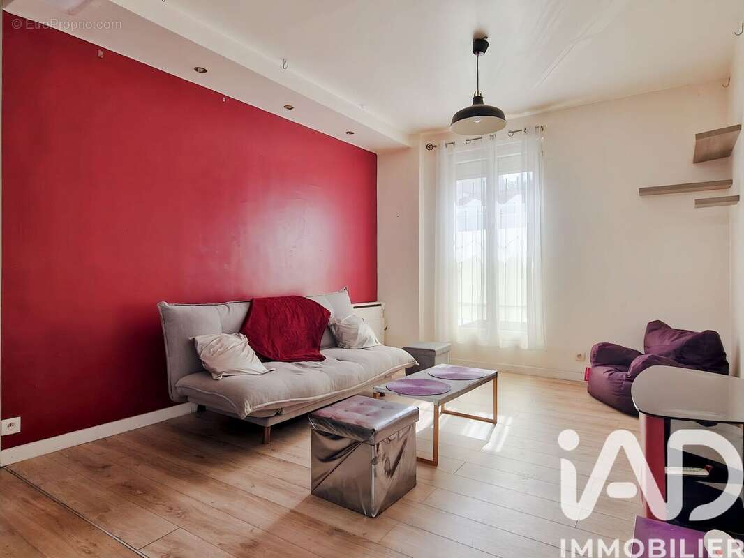 Photo 2 - Appartement à SAINT-DENIS