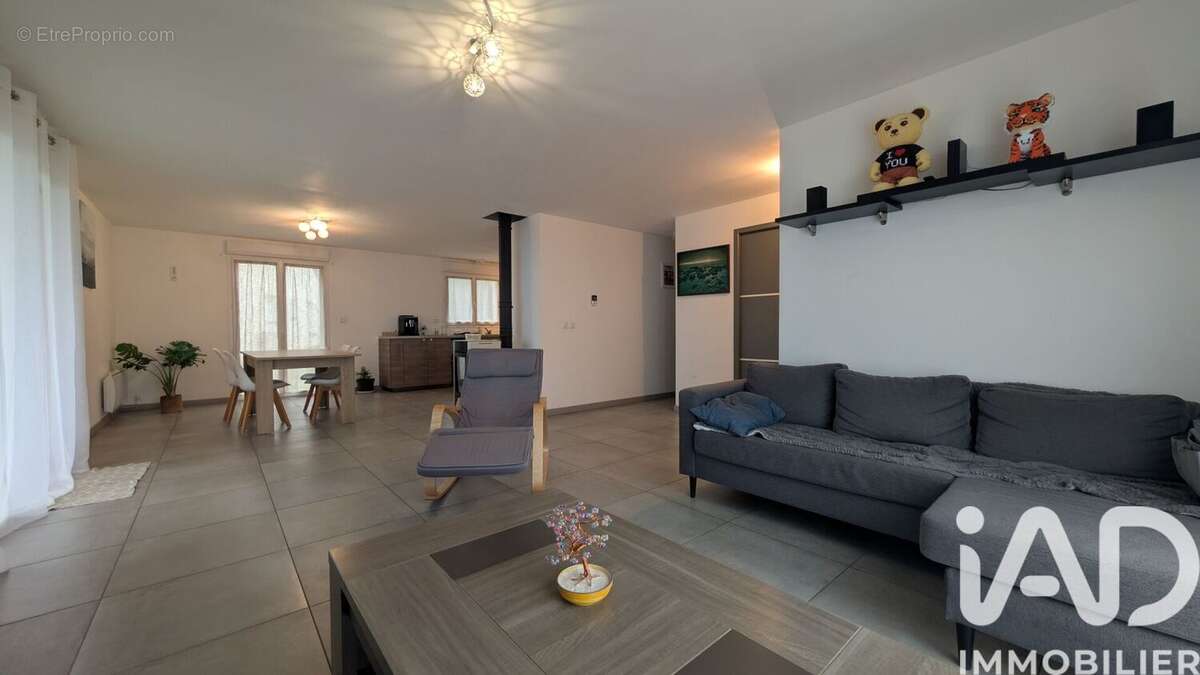 Photo 2 - Maison à SAINTE-JULIETTE-SUR-VIAUR