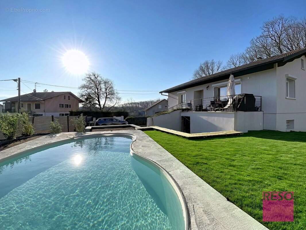 Maison à CRANVES-SALES