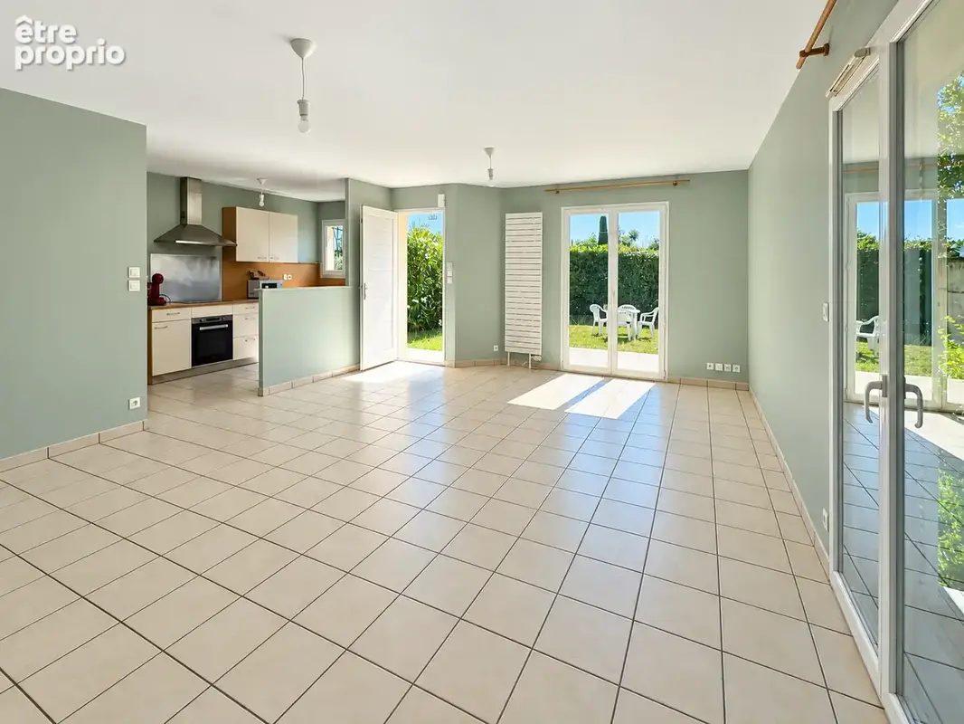A VENDRE GUJAN - maison de plain-pied 3 chambres et dépendance - PROCHE DU SENTIER DU LITTORAL - photo 3