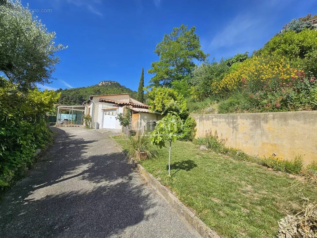 Maison à GANAGOBIE