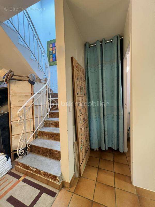 Maison individuelle – 1986 – Jardin 110 m² – 3 chambres + bureau – 2 stationnements - photo 27