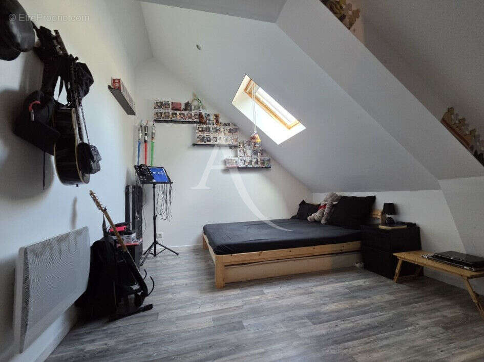 Maison à SAINT-VINCENT-SUR-OUST