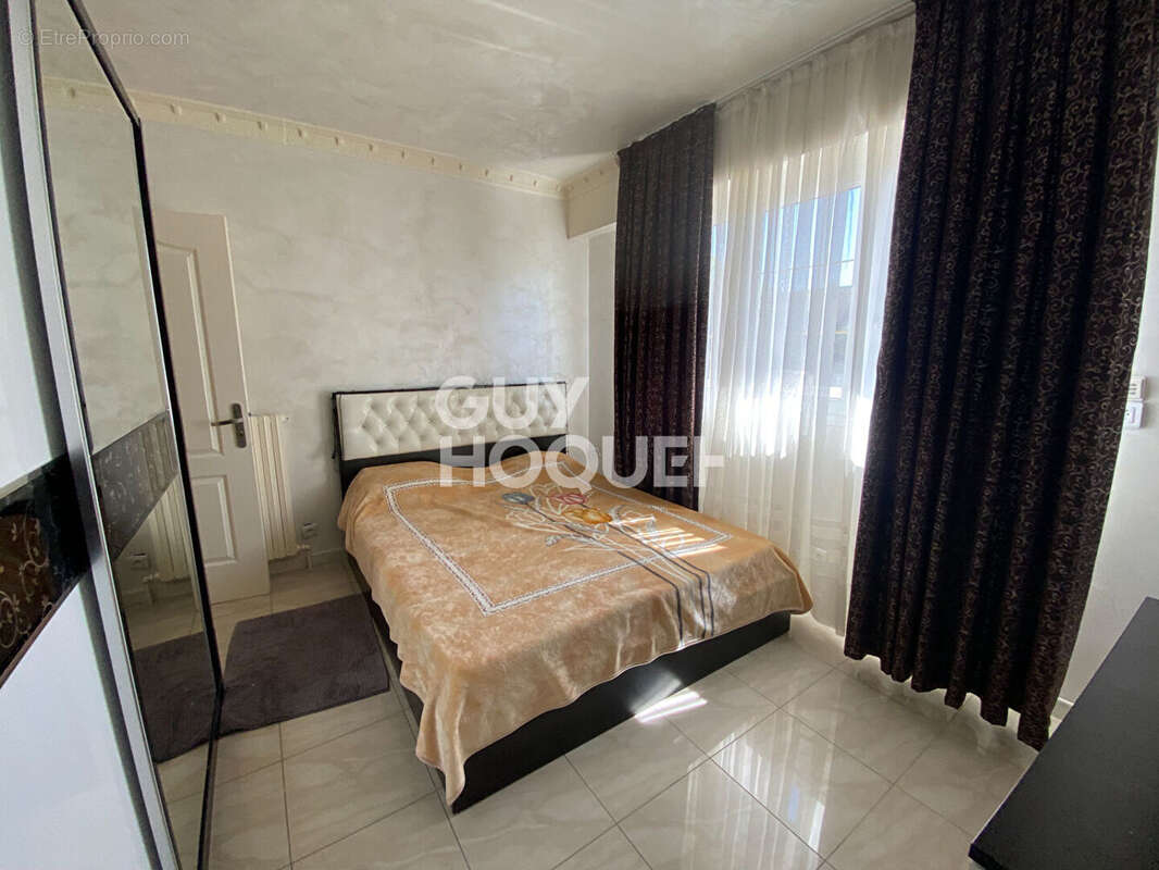 Maison à LE BLANC-MESNIL