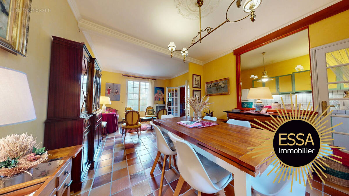 Maison à VIROFLAY