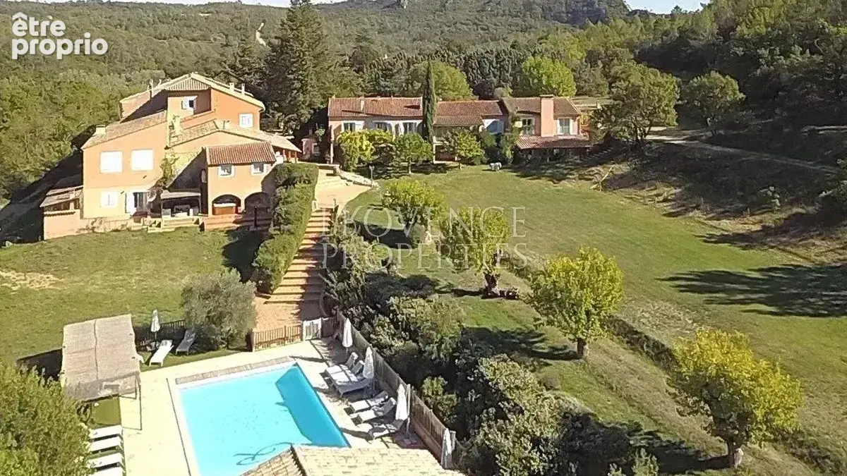 Domaine d’exception du XVIIIe siècle,  48 hectares - photo 3