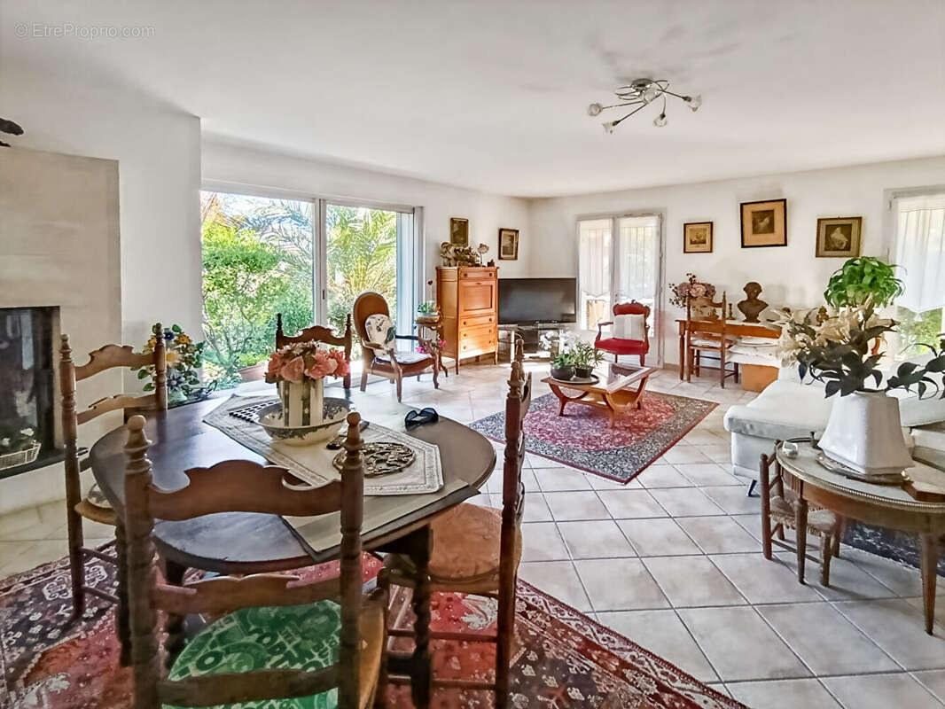 Maison à CAGNES-SUR-MER