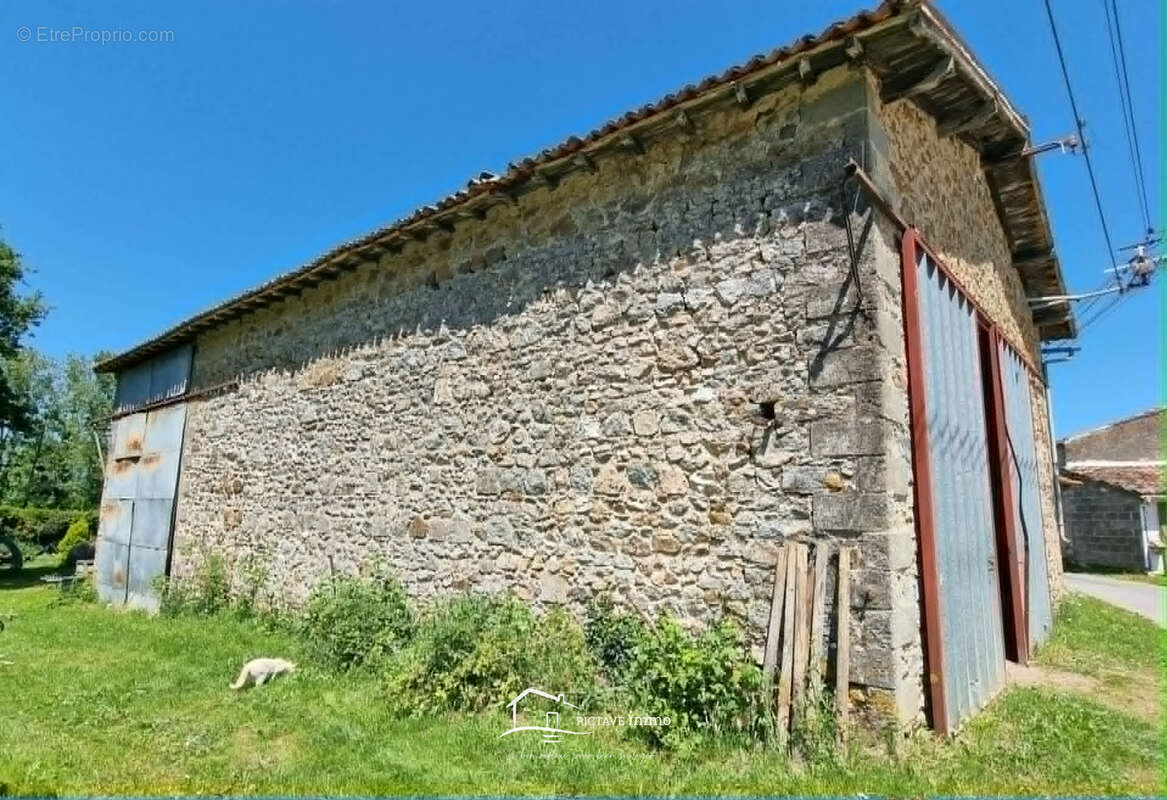 Maison à VASLES