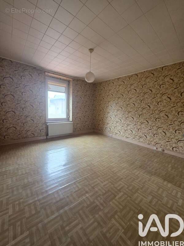 Photo 2 - Maison à CRUSNES