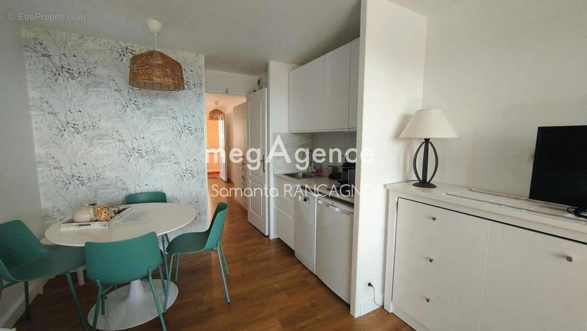 Appartement à SAINT-RAPHAEL