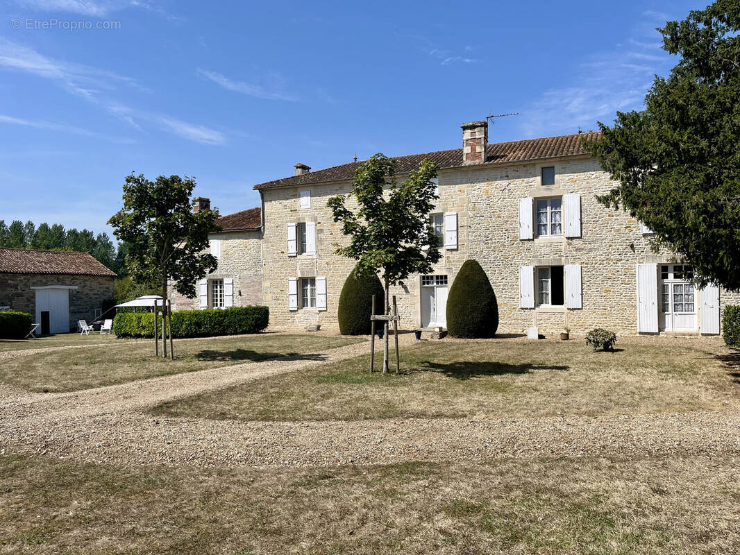 Maison à SAINT-GROUX