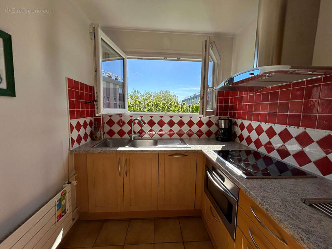 Appartement à L'HAY-LES-ROSES