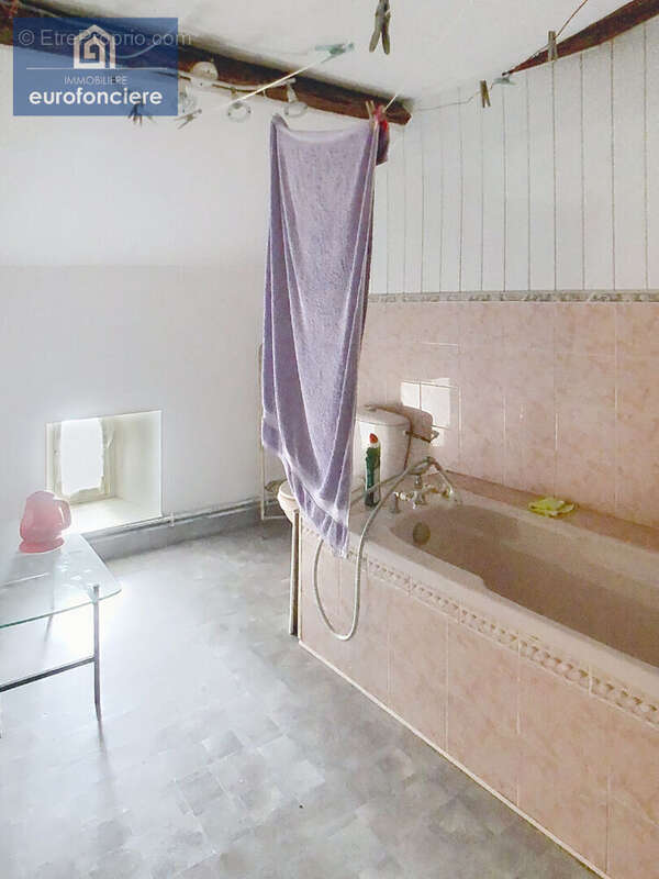 Maison à EAUX-PUISEAUX