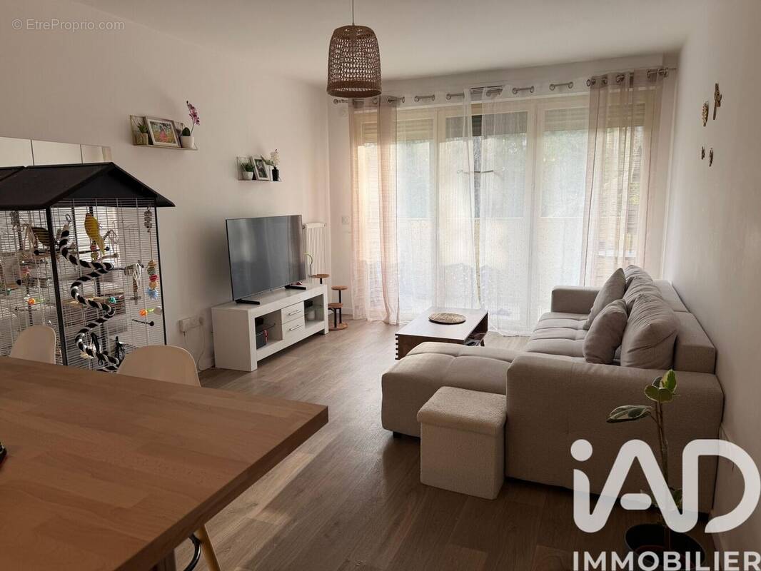 Photo 1 - Appartement à SARCELLES