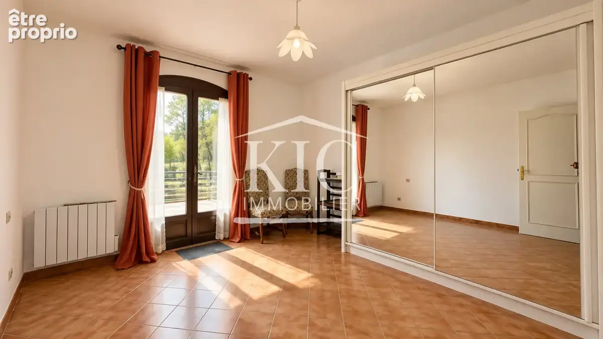 PROCHE CARCASSONNE - Maison 215 m2 6 chambres - Jardin, piscine, garage - photo 14