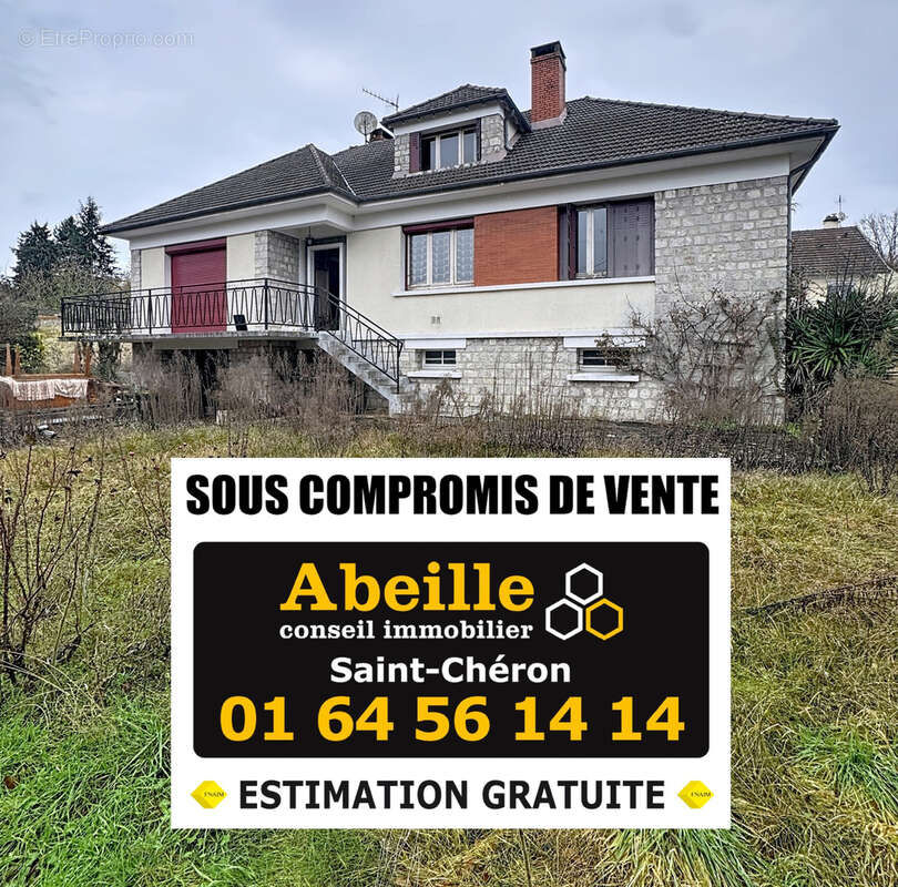 Maison à SAINT-CHERON