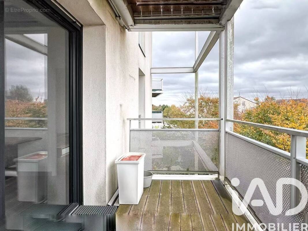 Photo 1 - Appartement à BUSSY-SAINT-GEORGES