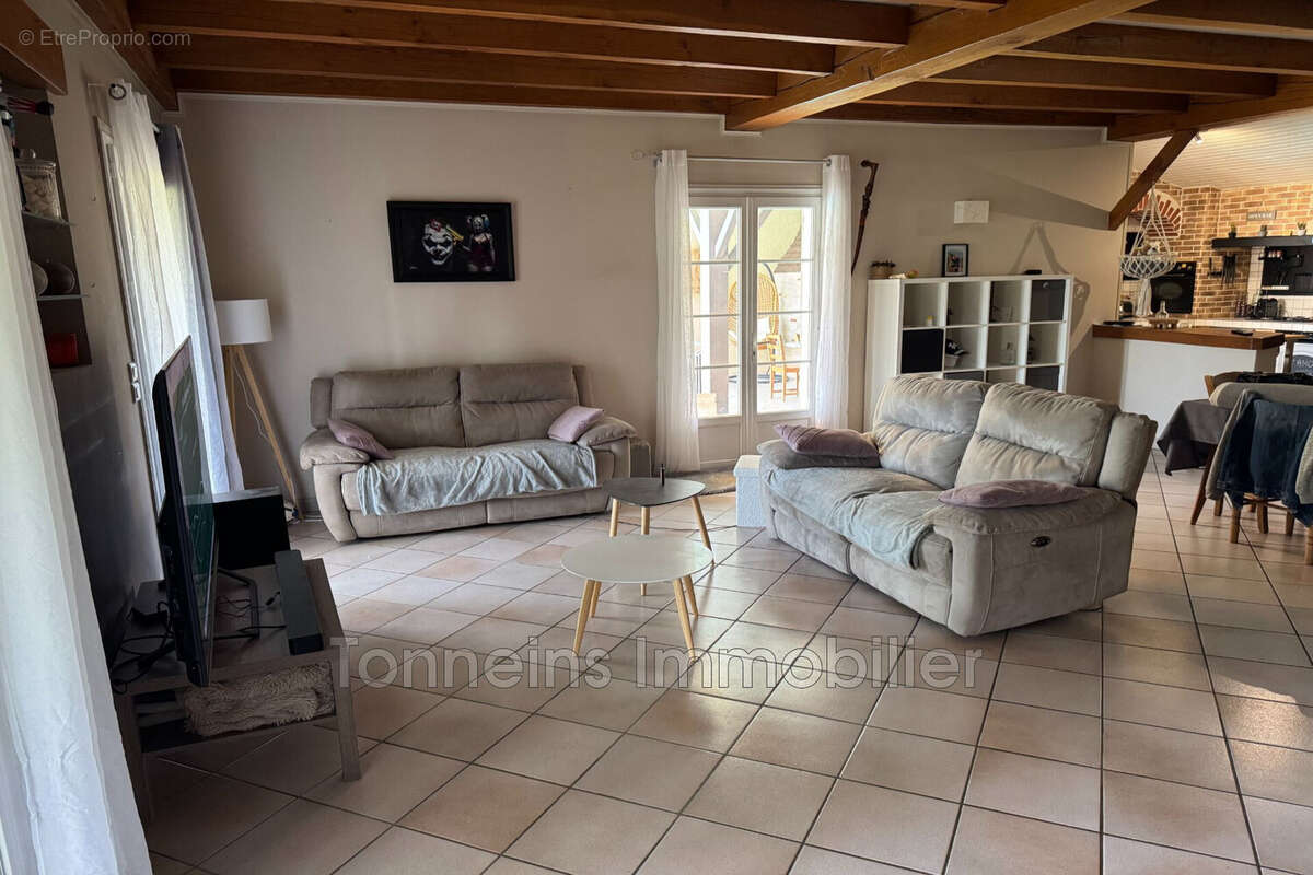 Maison à LE MAS-D'AGENAIS